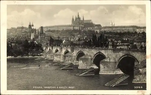 Ak Praha Prag, Hradschin, Karlsbrücke, Stadtansicht
