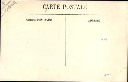 Ak Cabourg Calvados, Le Calvaire et l'Abside de l'Eglise