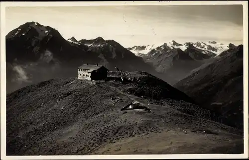 Foto Ak Neustift im Stubaital in Tirol, Starkenburger Hütte