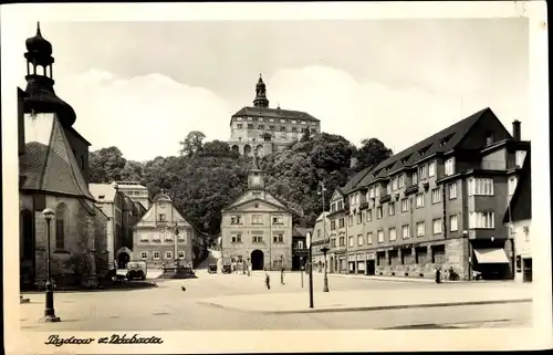 Foto Ak Náchod Region Königgrätz, Marktplatz, Schloss, Kirche, Rathaus