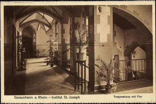 Ak Geisenheim am Rhein Hessen, Institut St. Joseph, Treppenhaus mit Flur