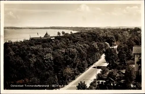Ak Timmendorfer Strand, Ostseebad, Blick auf die Bucht