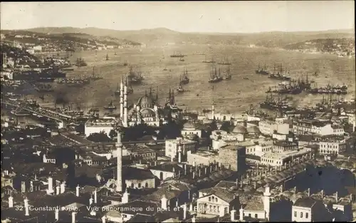 Ak Konstantinopel Istanbul Türkei, Blick auf den Hafen und Bosporus