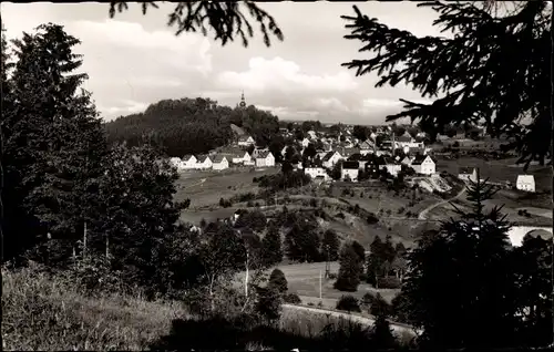 Ak Schauenstein im Frankenwald, Durchblick zum Ort