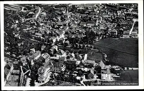 Ak Simmern im Hunsrück, Fliegeraufnahme vom Ort