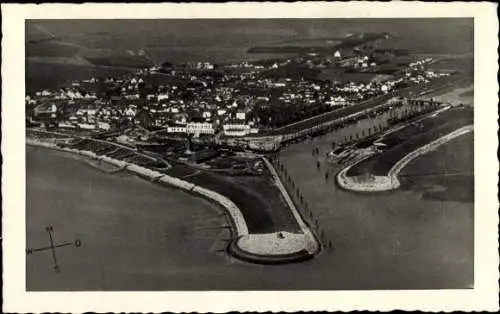 Ak Nordseebad Büsum, Fliegeraufnahme Hafeneinfahrt