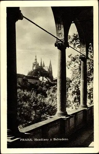 Ak Praha Prag, Hradschin vom Schloss Belvedere aus gesehen