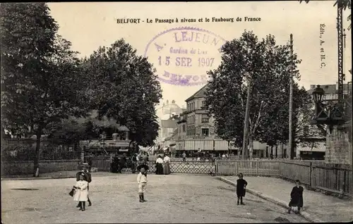 Ak Belfort Beffert Beffort Territoire de Belfort, Faubourg de France, Le Passage a niveau