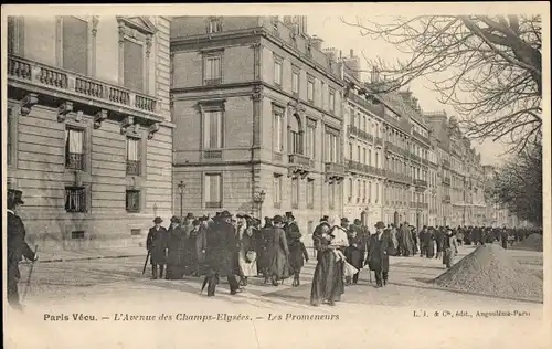 Ak Paris, Paris Vecu, L'Avenue des Champs-Elysees, Les Promeneurs
