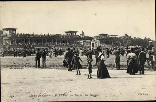 Ak Paris XVI Passy, Champ de Courses d'Auteuil, vue sur les Tribunes