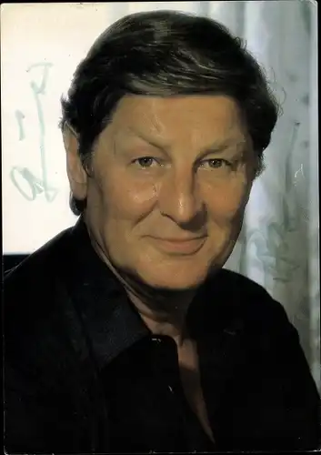 Ak Schauspieler Günter Pfitzmann, Portrait, Schwarzes Hemd