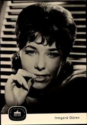 Ak Ansagerin Irmgard Düren, DDR Deutscher Fernsehfunk, Portrait