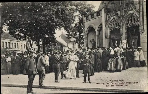 Ak Kevelaer am Niederrhein, Auszug der Purmerender Prozession aus der Pfarrkirche