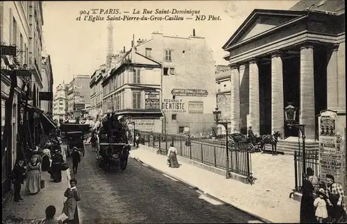 Ak Paris VII, Rue Saint Dominique, Église Saint Pierre du gros Caillou, Kutsche