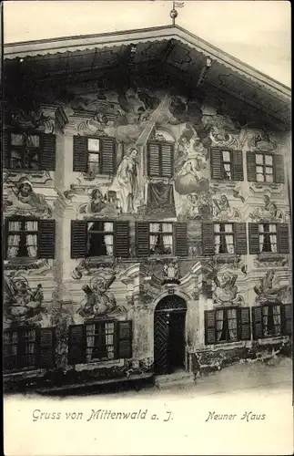 Ak Mittenwald an der Isar, Blick auf das Neuner Haus, Eingang