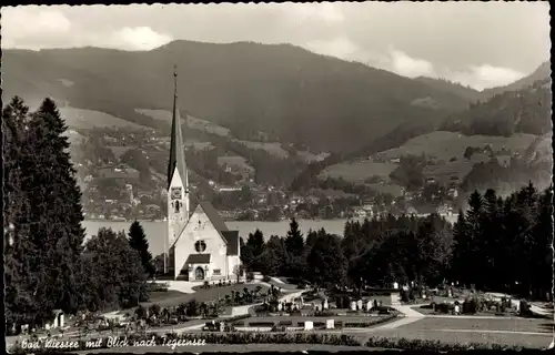 Ak Bad Wiessee in Oberbayern, Blick nach Tegernsee, Kirche