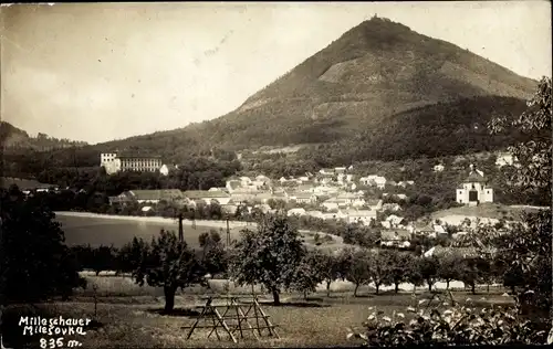 Ak Milešovka Milleschauer Donnersberg Region Aussig, Ortsansicht, Berg