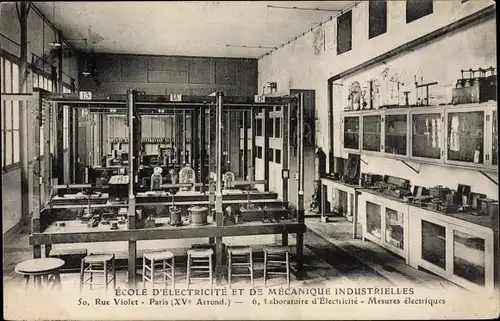 Ak Paris XV., Ecole d'Electricité et de Mécanique industrielle, Laboratoire, 50 Rue Violet