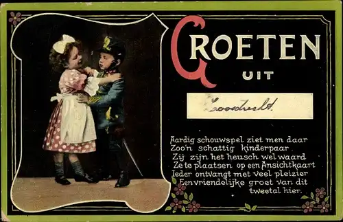 Ak Loosdrecht Nordholland Niederlande, Mädchen umarmt Junge in Uniform