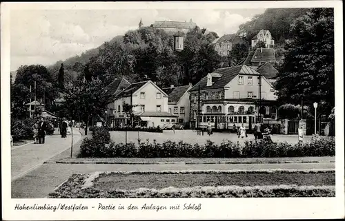 Ak Hohenlimburg Hagen in Westfalen, Partie in den Anlagen mit Schloss