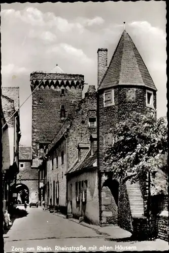 Ak Zons Dormagen am Niederrhein, Rheinstraße mit alten Häusern