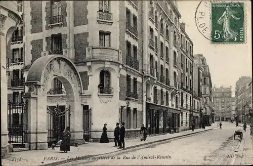 Ak Paris XV., Les Maisons ouvrieres de la Rue de l' Amiral Roussin