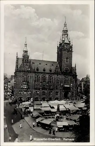 Ak Wuppertal Elberfeld, Blick zum Rathaus, Markt, Marktstände