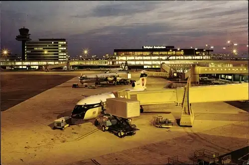 Ak Amsterdam Nordholland Niederlande, International Airport Schiphol at night