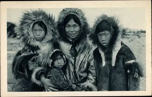 Ak Alaska USA, Le sourire chez les Esquimaux du Detroit de Behring, Eskimos, Beringstraße