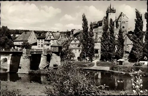 Ak Diez an der Lahn, alte Brücke mit Schloss