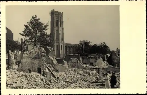 Foto Ak Middelburg Zeeland Niederlande, Kirche, Kriegszerstörungen, II WK