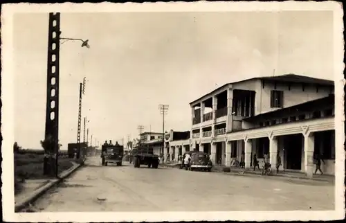 Ak Douala Duala Kamerun, Boulevard Leclerc et la FAO