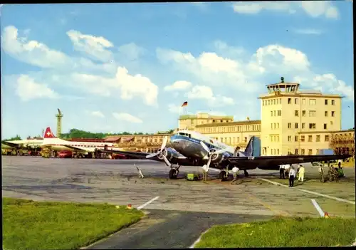 Ak Düsseldorf am Rhein, Flughafen, Passagierflugzeug der Sabena Airlines, Swiss Air