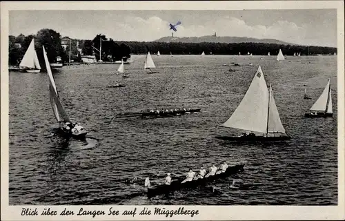 Ak Berlin Köpenick Grünau, Blick über den Langen See auf die Müggelberge, Ruderer, Segelboote