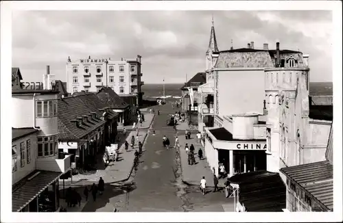 Ak Westerland auf Sylt, Partie auf der Friedrichstraße, Miramar