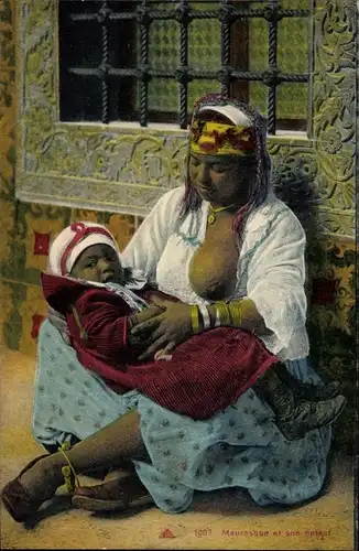 Ak Mauresque et son enfant, Arabische Frau mit Kind, Busen