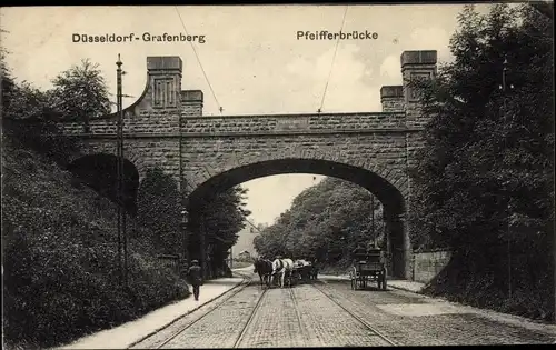 Ak Grafenberg Düsseldorf am Rhein, Pfeifferbrücke, Kutsche