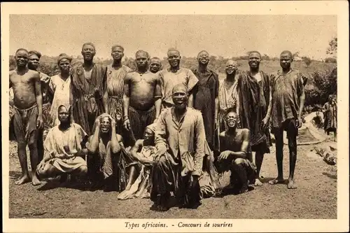Ak Types africains, Concours de sourires, Gruppenbild