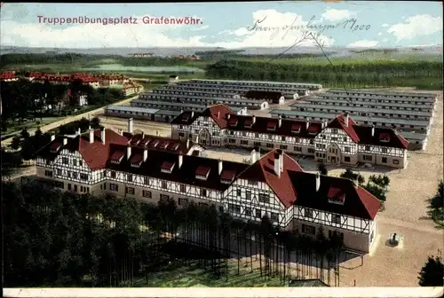 Ak Grafenwöhr in der Oberpfalz Bayern, Truppenübungsplatz, Gebäude, Gesamtansicht, Vogelschau