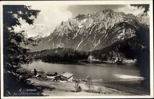 Ak Mittenwald in Oberbayern, Lautersee, Bergpanorama