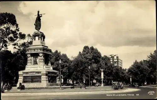 Foto Ak Mexiko Stadt Mexiko, Paseo de la Reforma, Denkmal