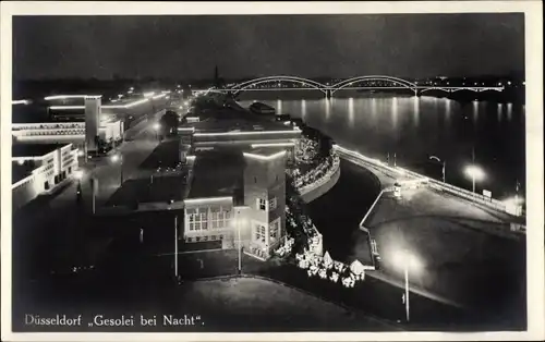 Ak Düsseldorf am Rhein, Gesolei bei Nacht, Rheinbrücke, Uferpartie