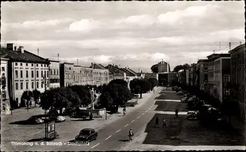 Ak Tittmoning in Oberbayern, Stadtplatz, Brunnen