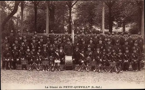 Ak Le Petit Quevilly Seine Maritime, La Diane, Männer in Uniformen mit Musikinstrumenten