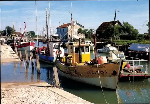 Ak La Tremblade Charente Maritime, Le port, Fischerboote
