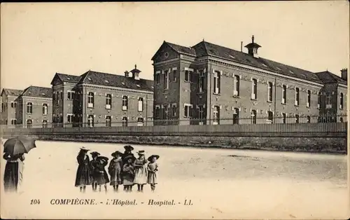 Ak Compiègne Oise, L'Hopital, Hospital