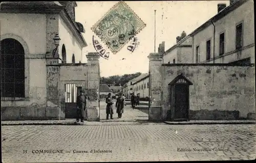 Ak Compiègne Oise, Caserne d'Infanterie