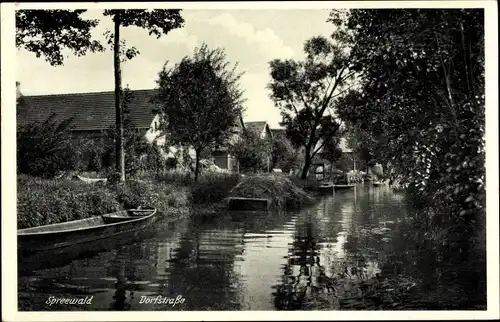 Ak Burg im Spreewald, Kähne, Dorfstraße