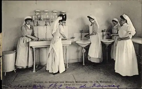 Ak Societe de Secours aux Blessés Militaires, Lavage des mains, 19 Rue Matignon, Krankenschwestern