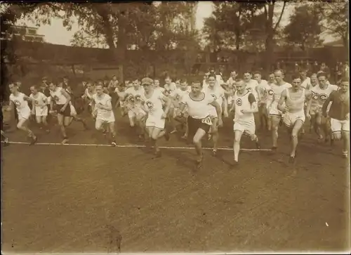 Foto Berlin, Jubiläums Waldlauf Meisterschaft 1924 des SCC, Sport Club Charlottenburg, Start